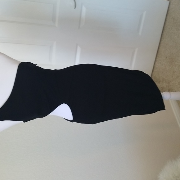BEBE Side Cutout sexy dress - Picture 3 of 3